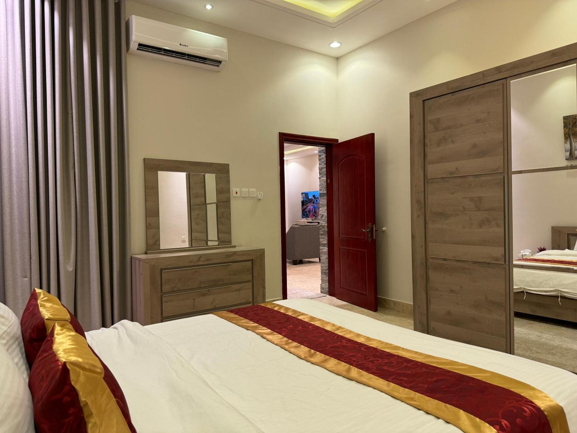 فاخرة غرفتين وصالة ارضية و مدخل مستقل النرجس 11 Apartment Riyadh