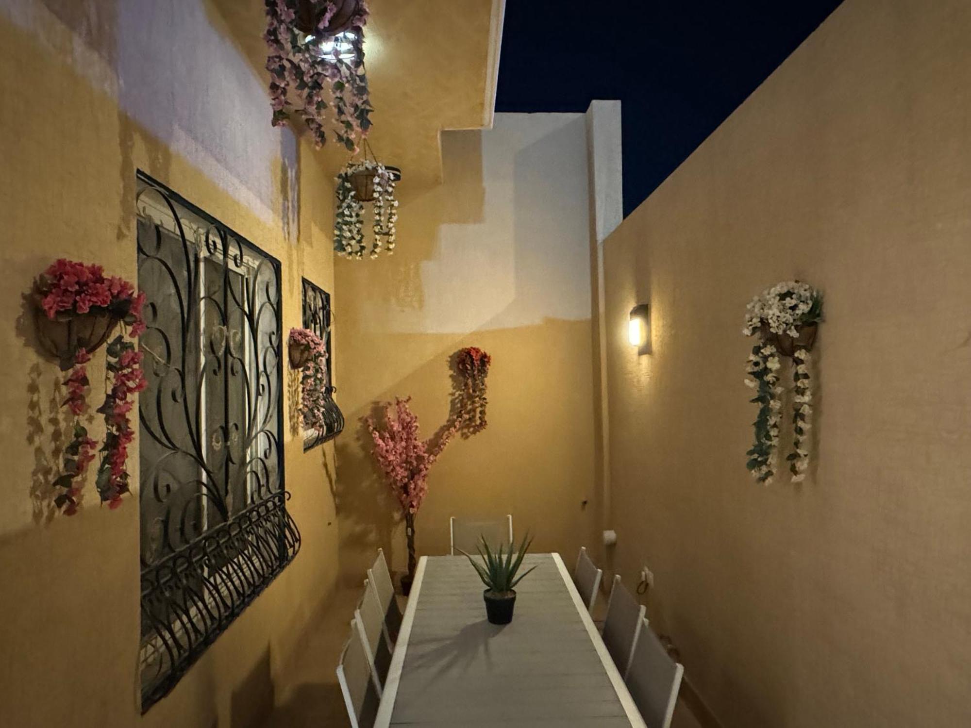 Apartment فاخرة غرفتين وصالة ارضية و مدخل مستقل النرجس 11 Riyadh